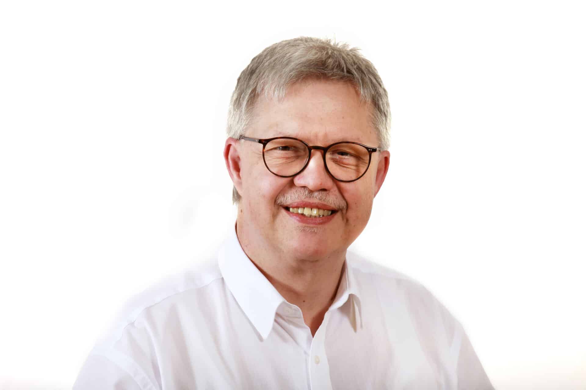 Dr. Hans-Peter Selmaier